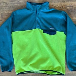 Patagonia Men’s Synchilla Snap T Lightweight pullover. Size Large